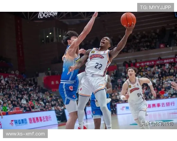 中国男篮力克日本挺进亚洲杯决赛,王哲林表现惊艳带领球队复兴 中国男篮力克日本挺进亚洲杯决赛,王哲林表现惊艳带领球队复兴