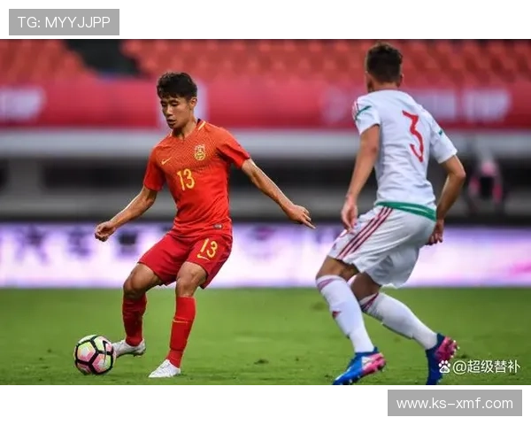 中国足球队备战亚洲杯 精英球员齐聚训练营全力冲击冠军